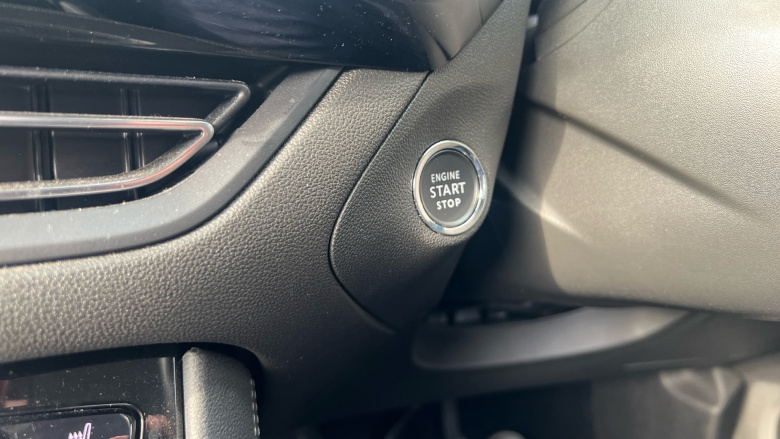 Vauxhall Grandland 1.2 Turbo Ultimate 5dr Petrol Hatchback